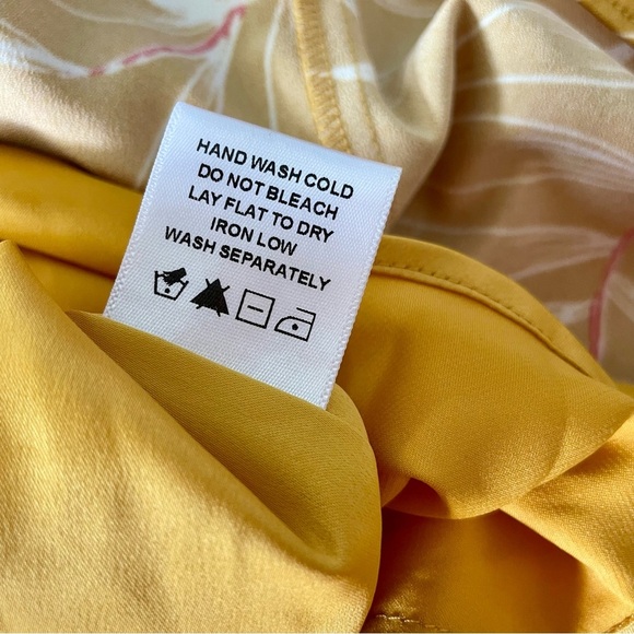 Camila Coelho Antonia Mini Dress in Gold Tropical REVOLVE size large NWT - Picture 14 of 16